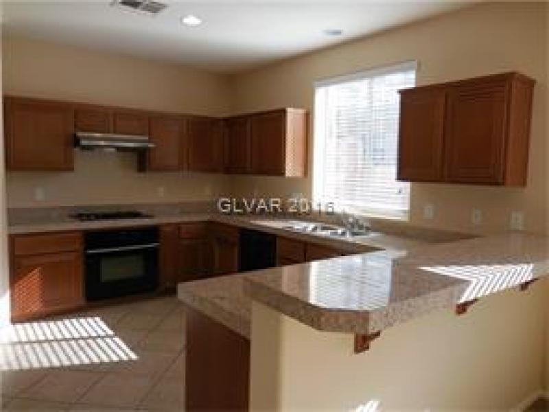 New  4 Bedroom Listing in Henderson!